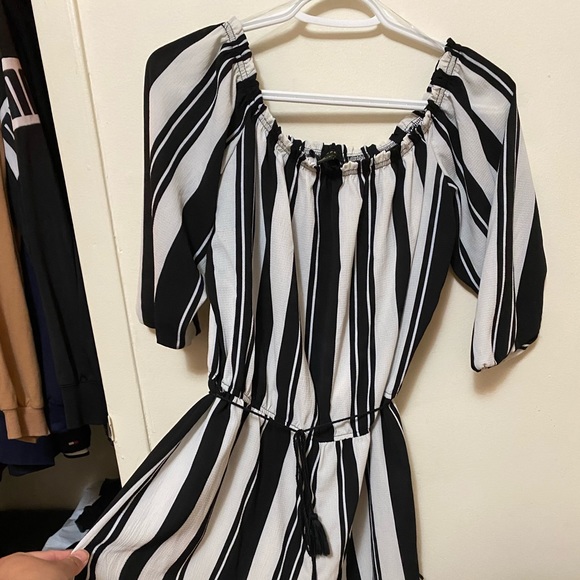 Revamped stripe romper - Picture 1 of 3